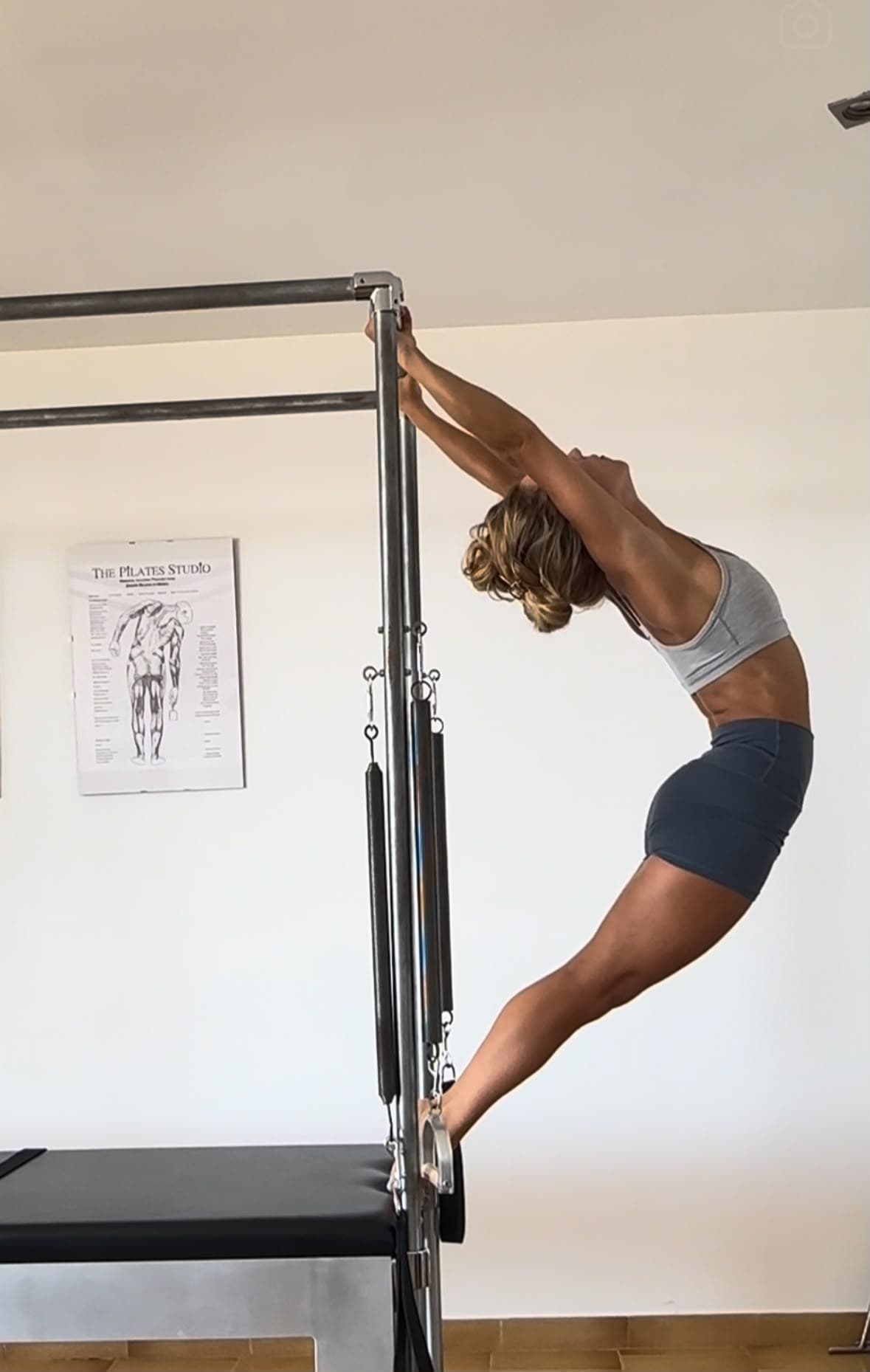 Detalle de un movimiento de Pilates Clásico